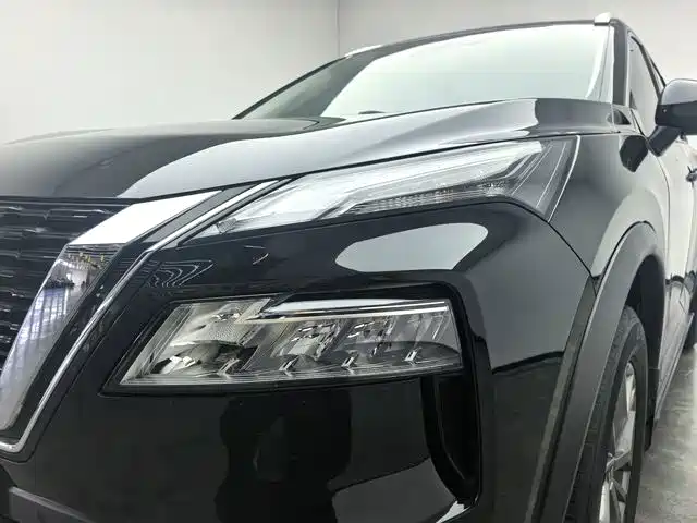 Nissan X-Trail — фото 10