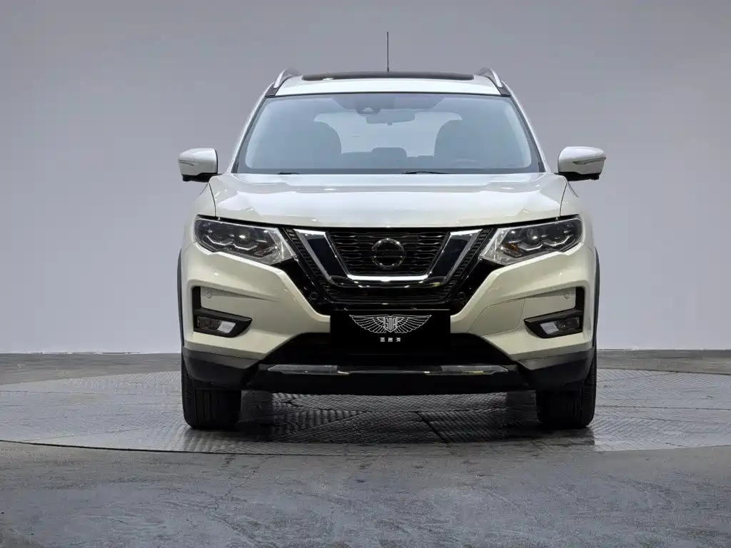 Nissan X-Trail — фото 2