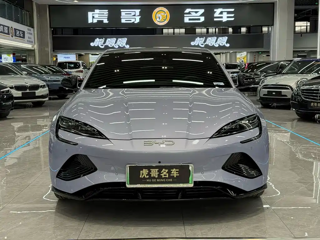 BYD Seal — фото 2