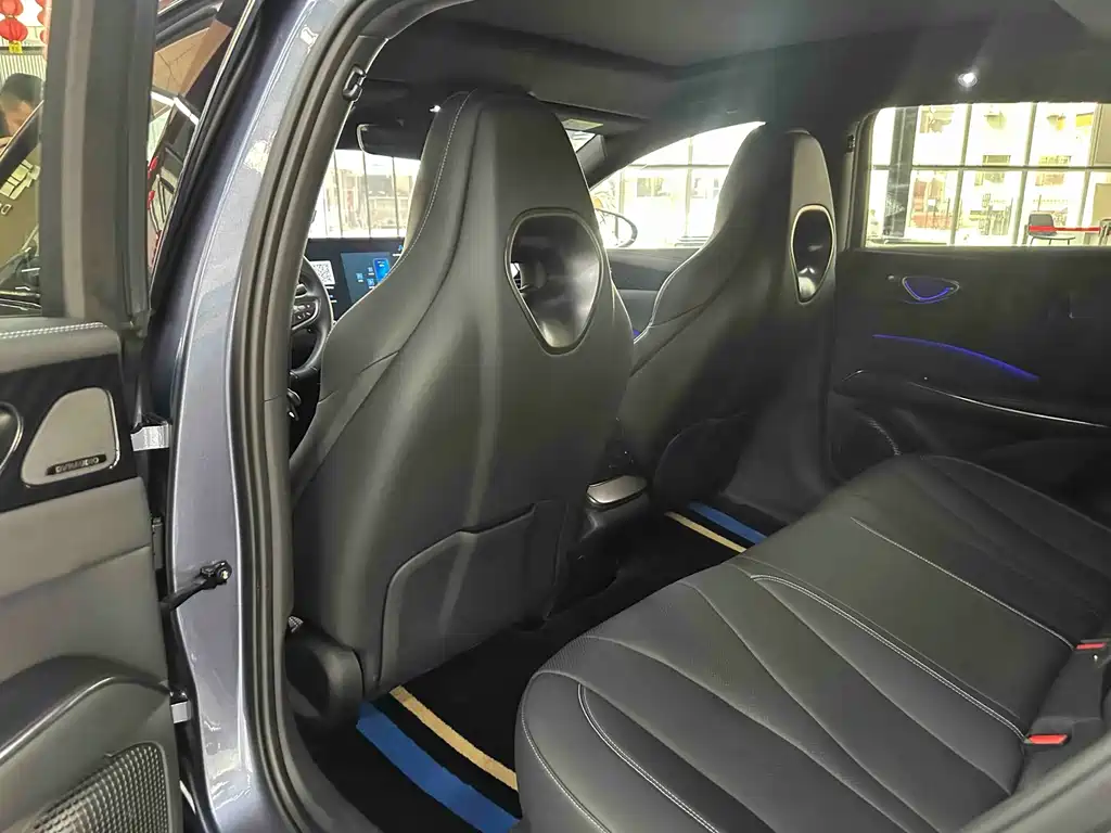 BYD Seal — фото 6
