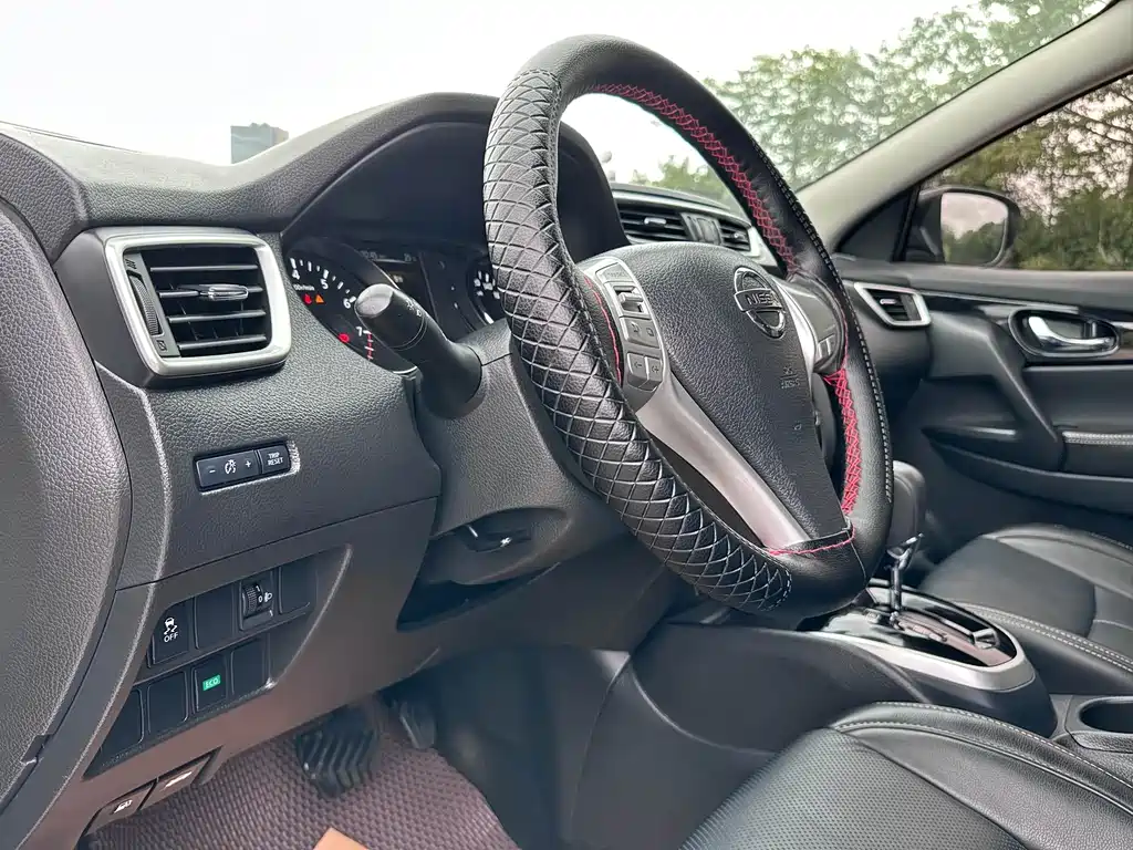 Nissan Qashqai — фото 15