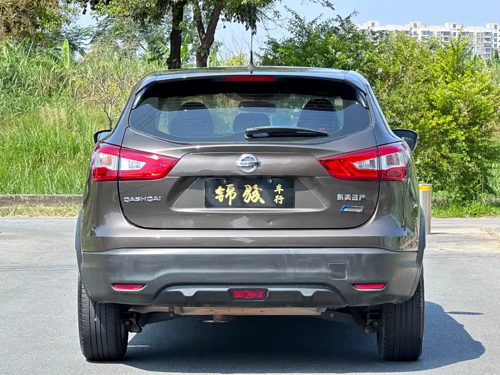 Nissan Qashqai — фото 5