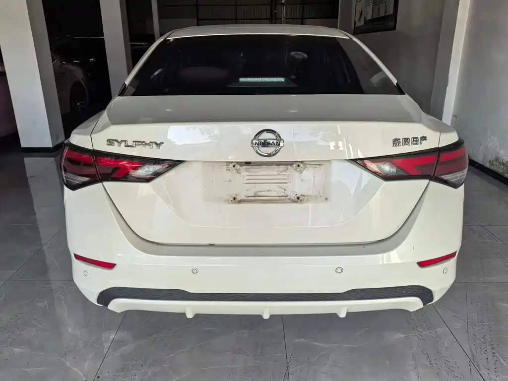 Nissan Sylphy — фото 4