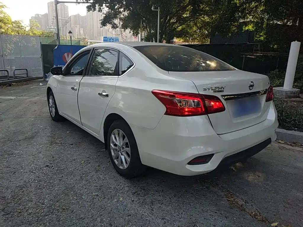 Nissan Sylphy — фото 4
