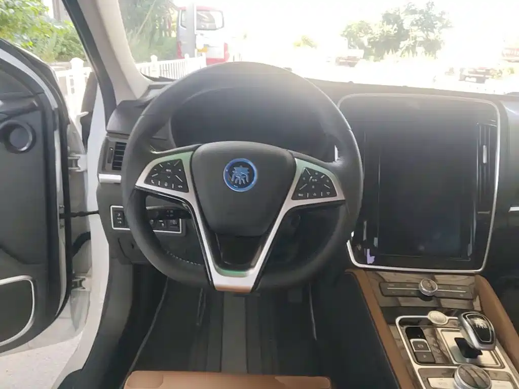 BYD Qin NEV — фото 11