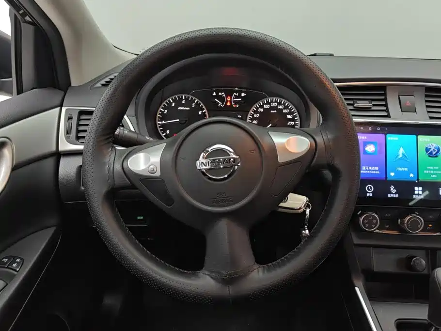Nissan Sylphy — фото 15