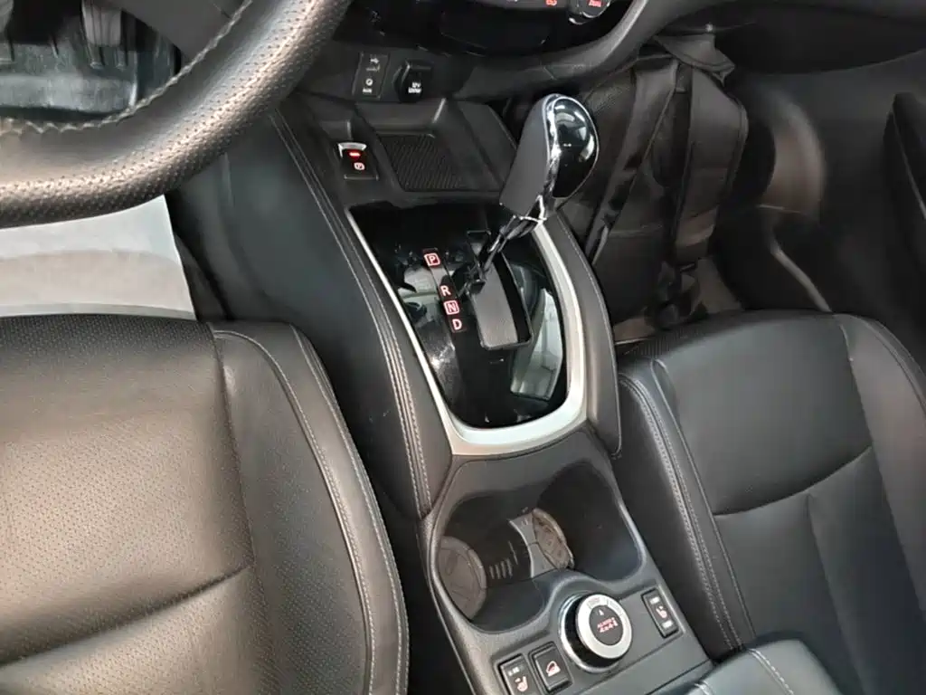 Nissan X-Trail — фото 13