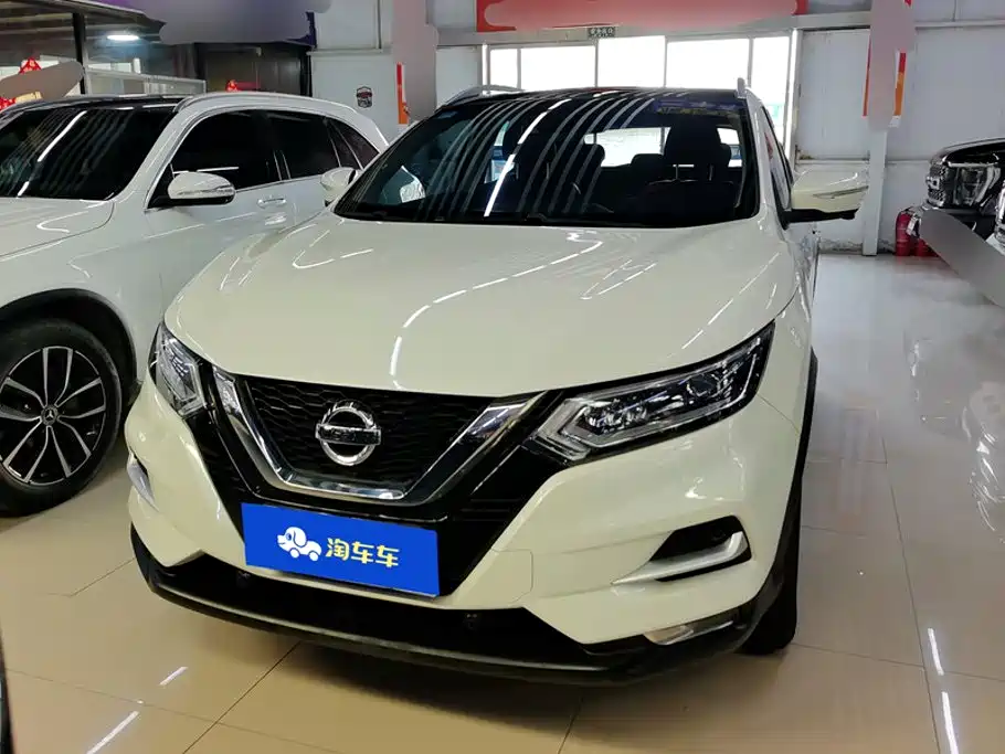 Nissan Qashqai — фото 2