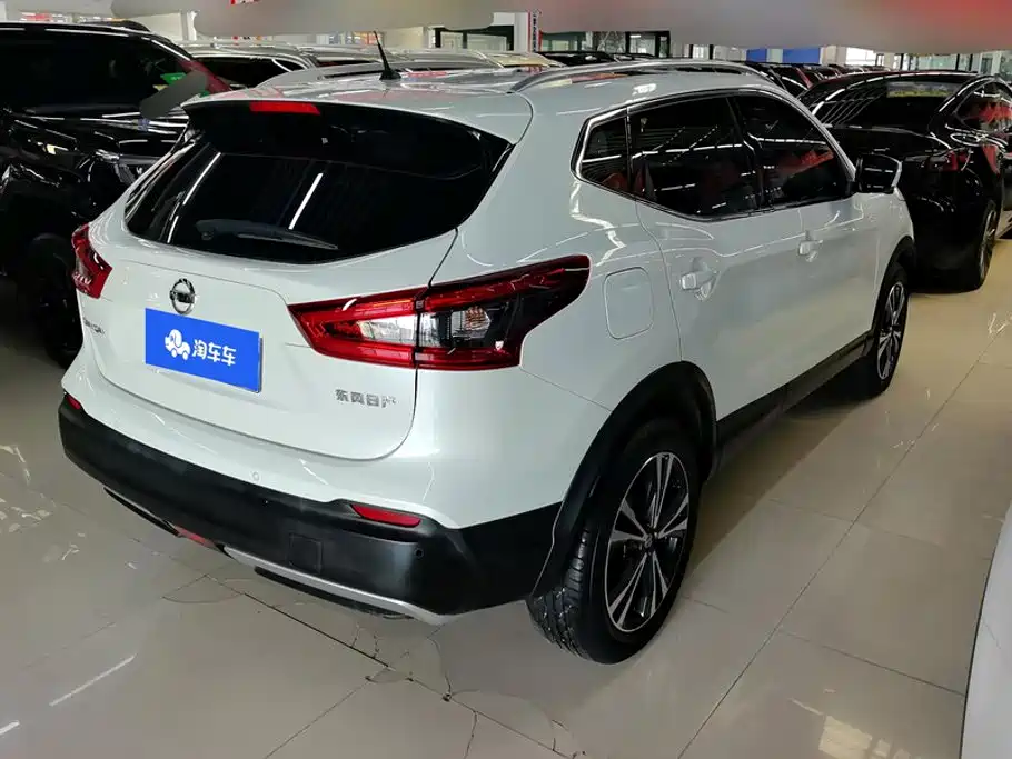 Nissan Qashqai — фото 3