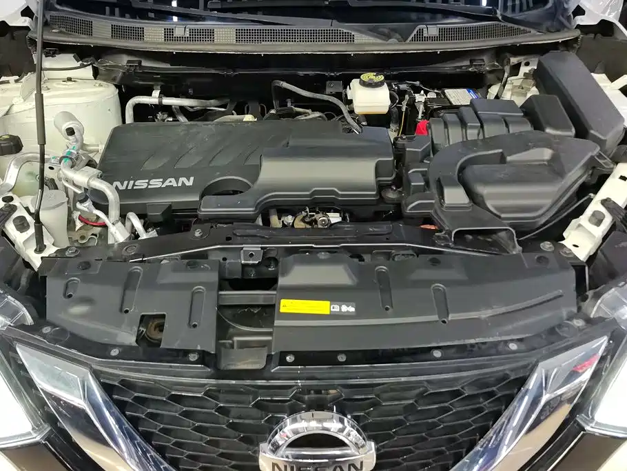 Nissan Qashqai — фото 10
