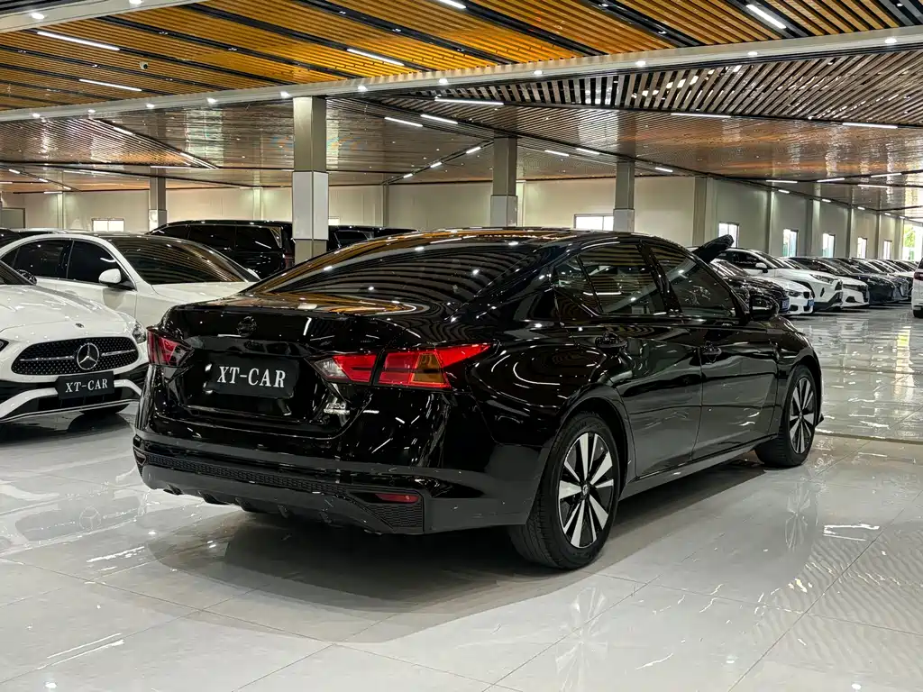 Nissan Teana — фото 4