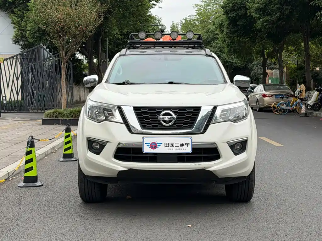 Nissan Terra — фото 2