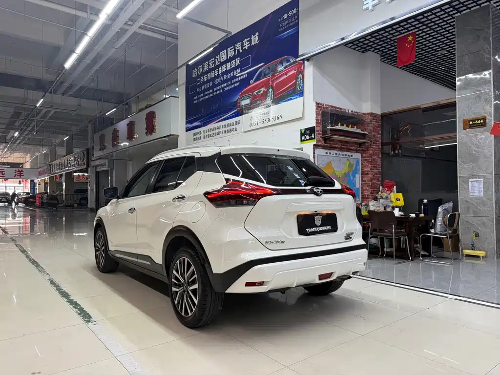 Nissan Kicks — фото 7