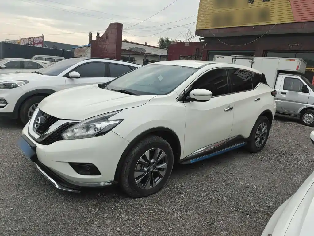 Nissan Murano — фото 1