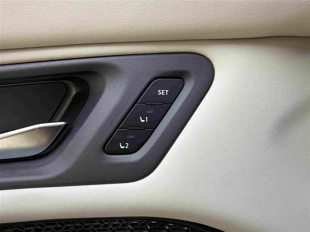 Nissan Ariya — фото 19