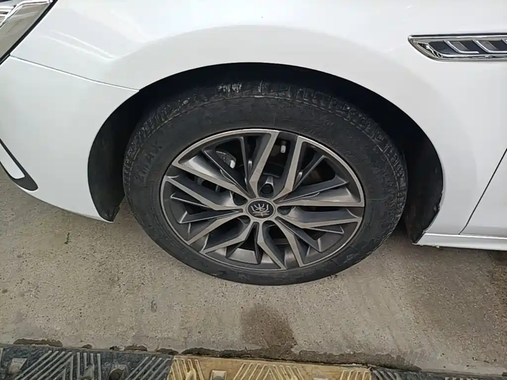 BYD Qin PLUS — фото 23