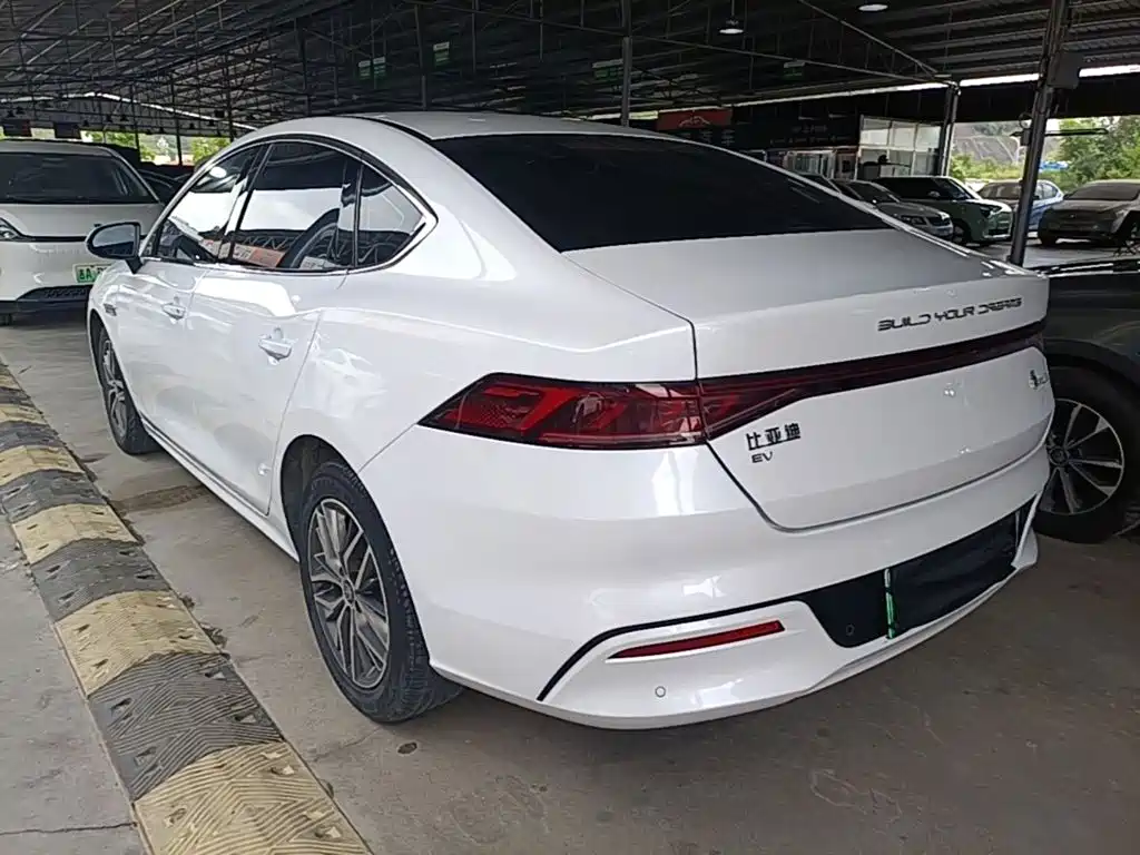 BYD Qin PLUS — фото 5