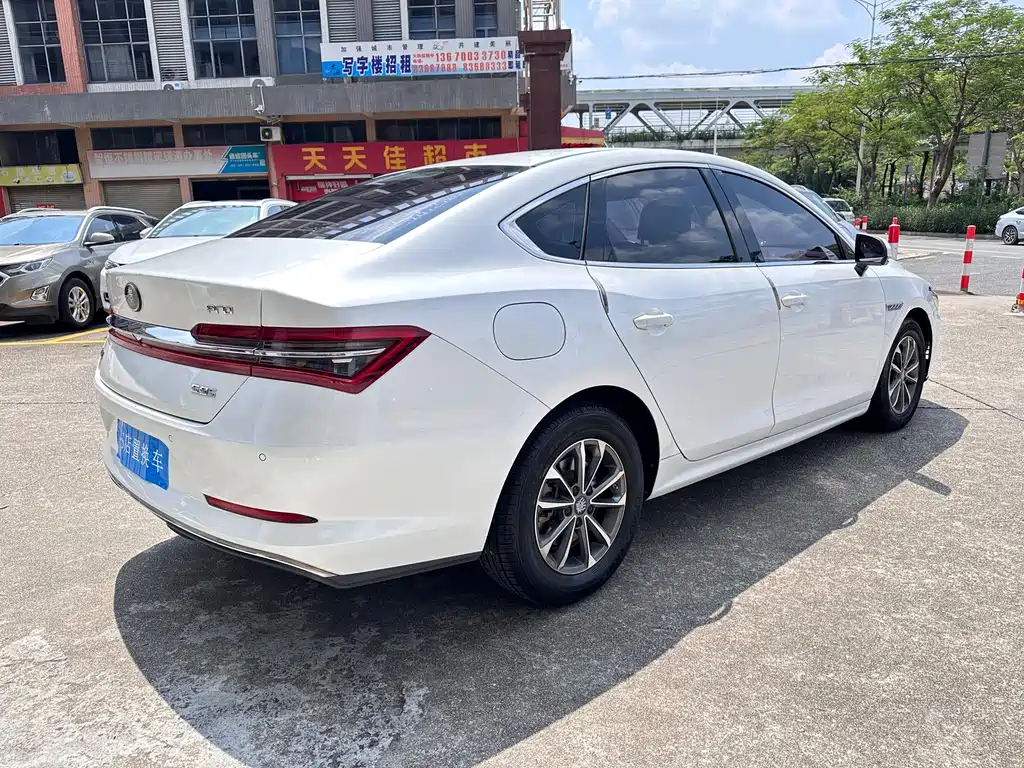 BYD Qin Pro NEV — фото 6