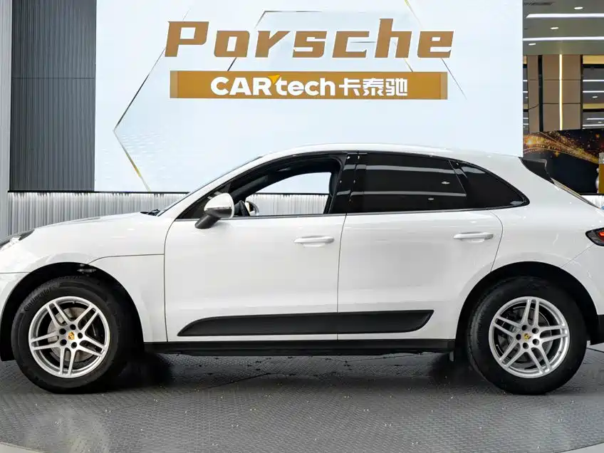 Porsche Macan — фото 3