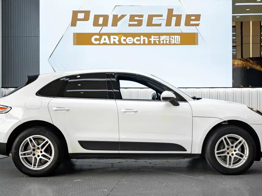 Porsche Macan — фото 4