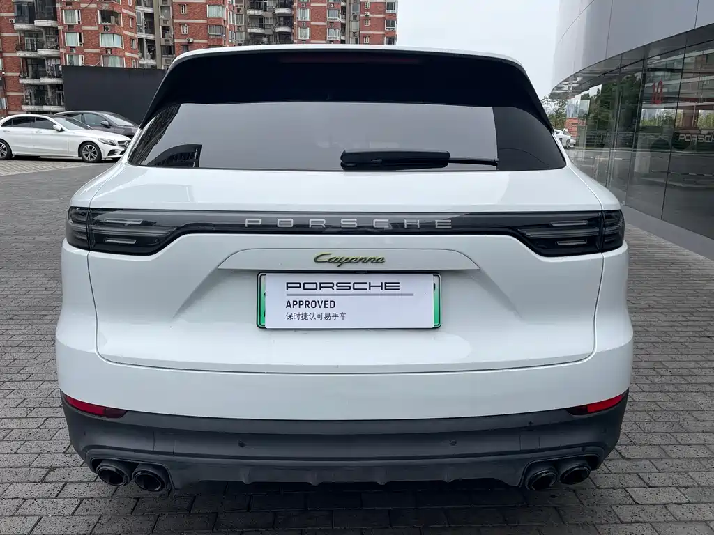 Porsche Cayenne Hybrid — фото 11