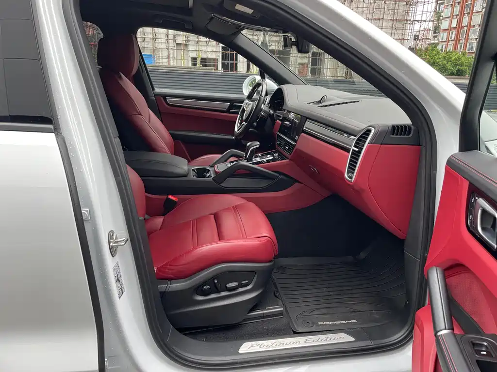Porsche Cayenne Hybrid — фото 13