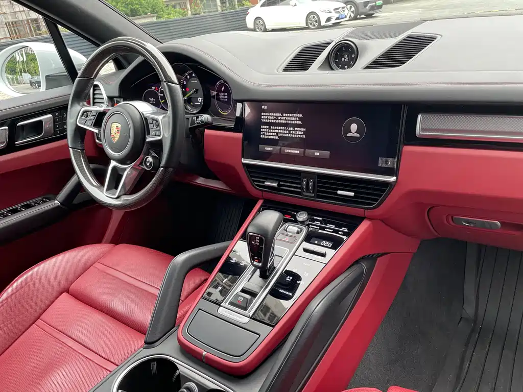 Porsche Cayenne Hybrid — фото 14
