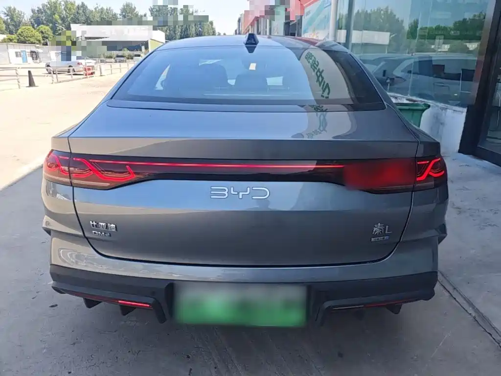 BYD Qin L — фото 6