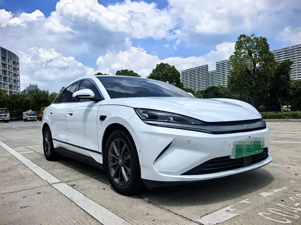 BYD Qin L — фото 2