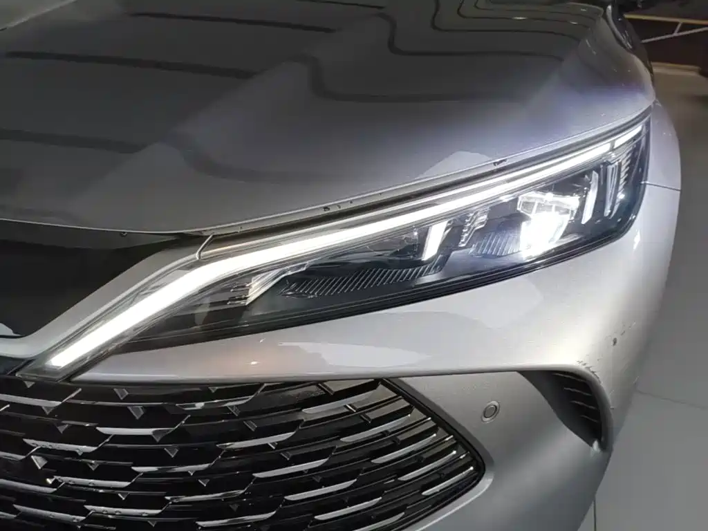 BYD Qin L — фото 24