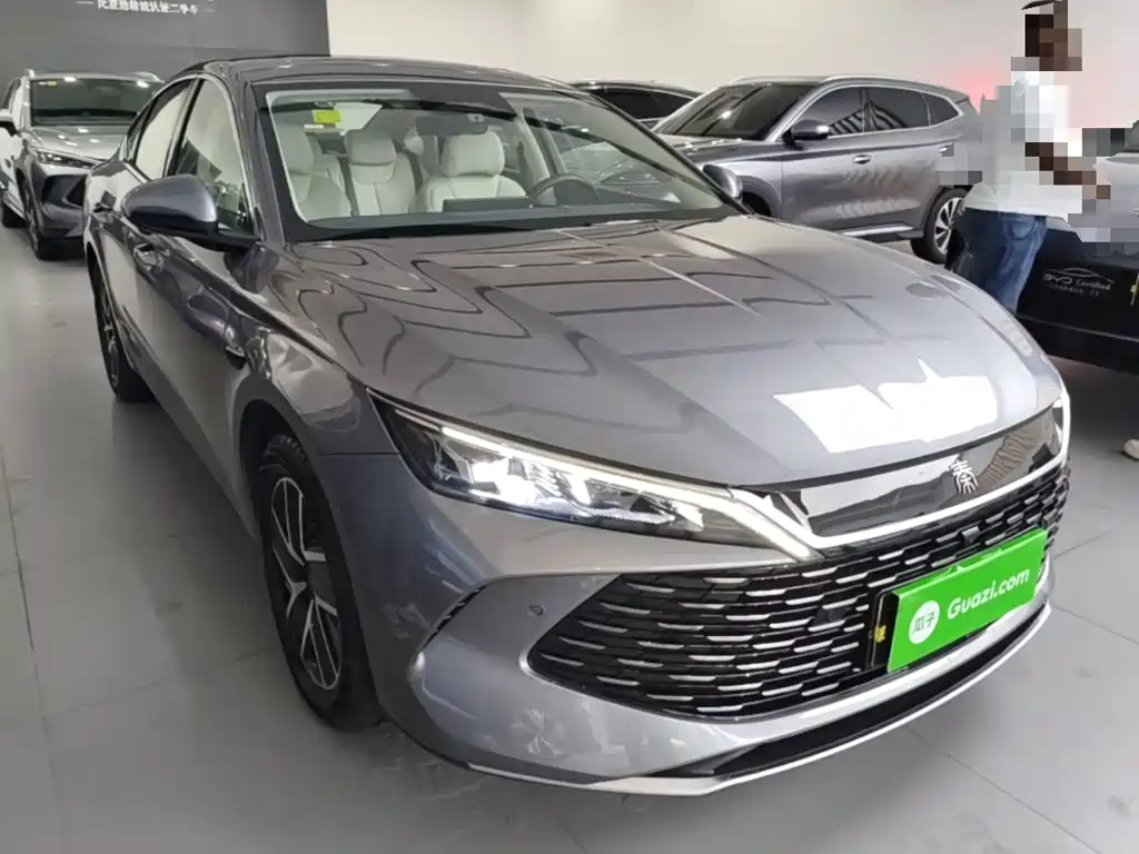 BYD Qin L — фото 4