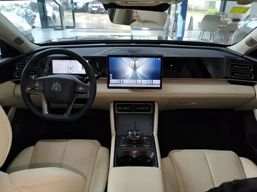 BYD Qin L — фото 10