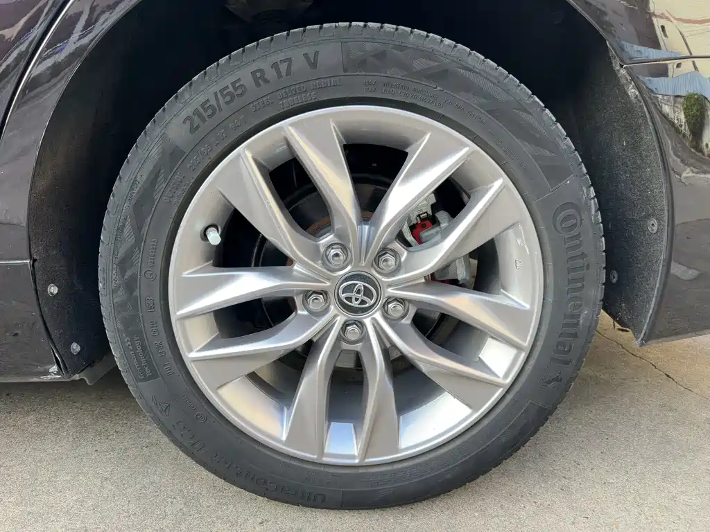 Toyota Avalon — фото 23