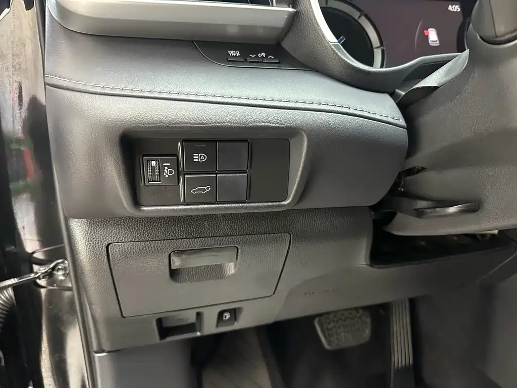 Toyota Highlander — фото 5