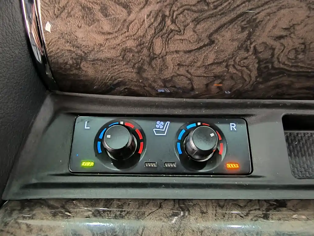 Toyota Vellfire — фото 13