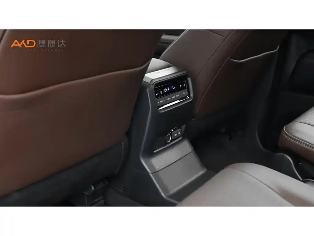 Toyota Prado — фото 10