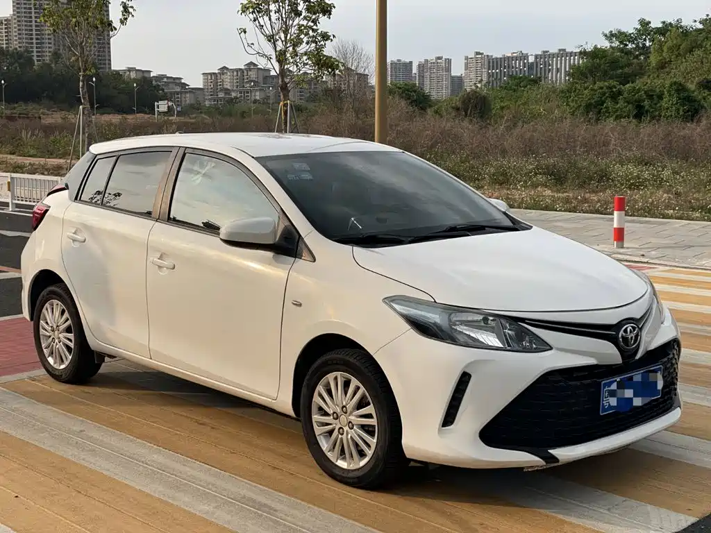 Toyota Vios FS — фото 2