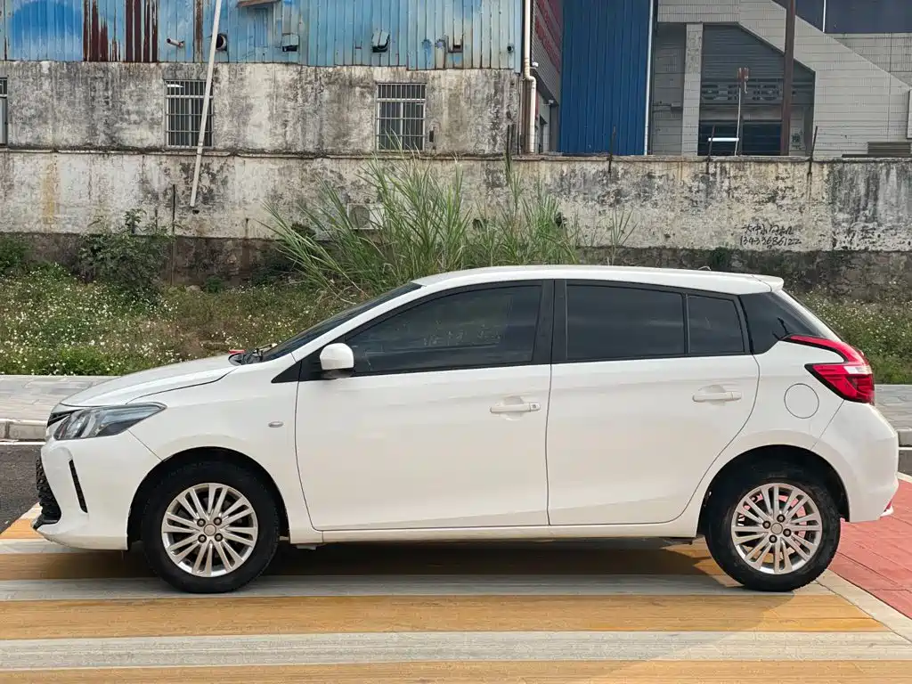 Toyota Vios FS — фото 8
