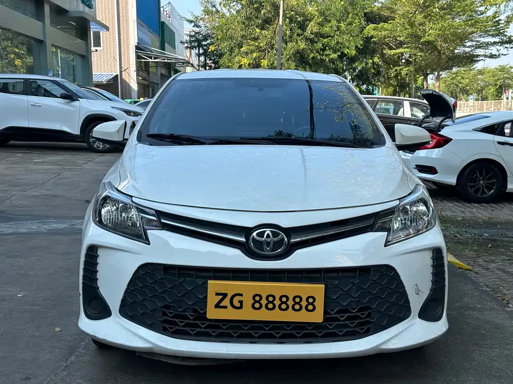 Toyota Vios FS — фото 2