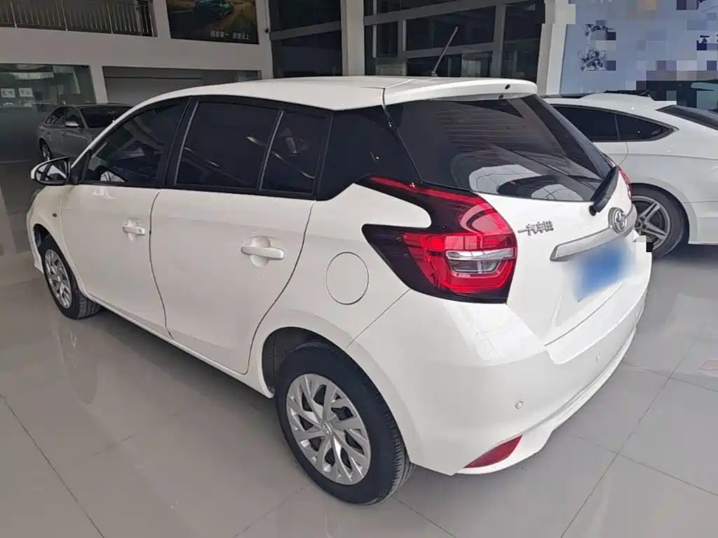 Toyota Vios FS — фото 4