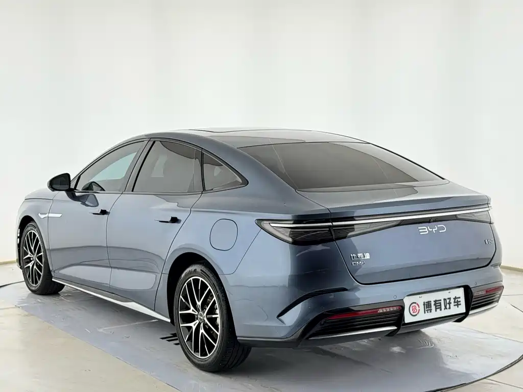 BYD Seal 07 DM-i — фото 11