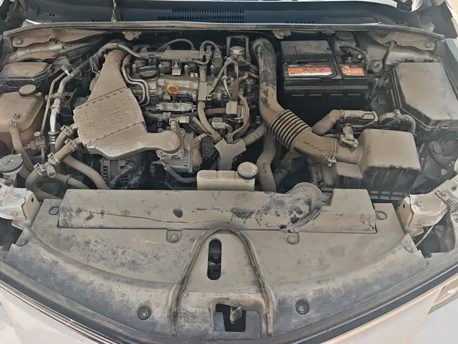 Toyota Corolla — фото 10