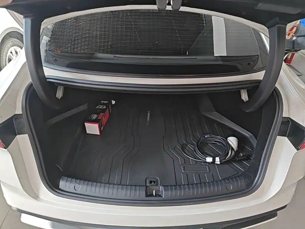 BYD Seal 06 — фото 19
