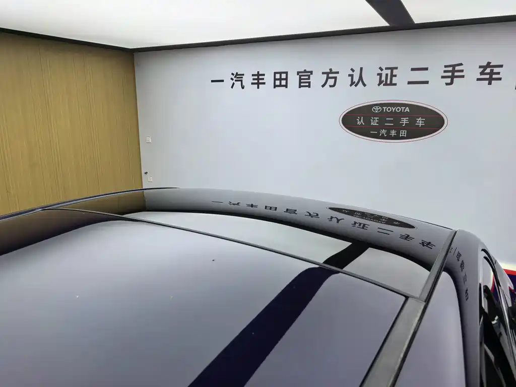 Toyota Harrier — фото 24