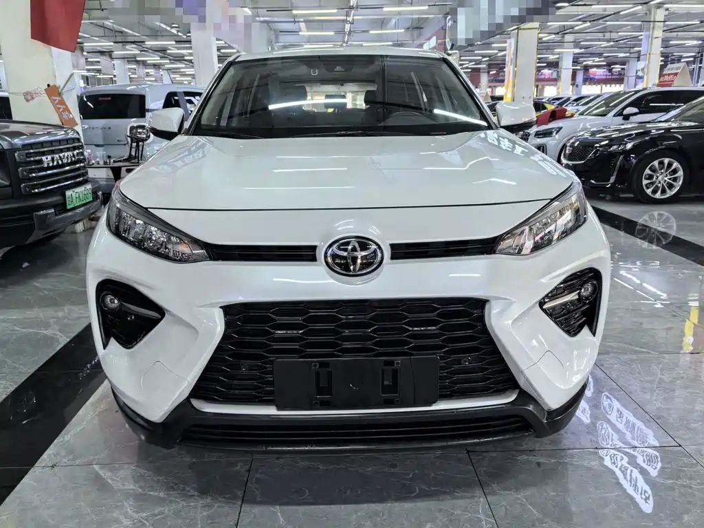 Toyota Wildlander — фото 2