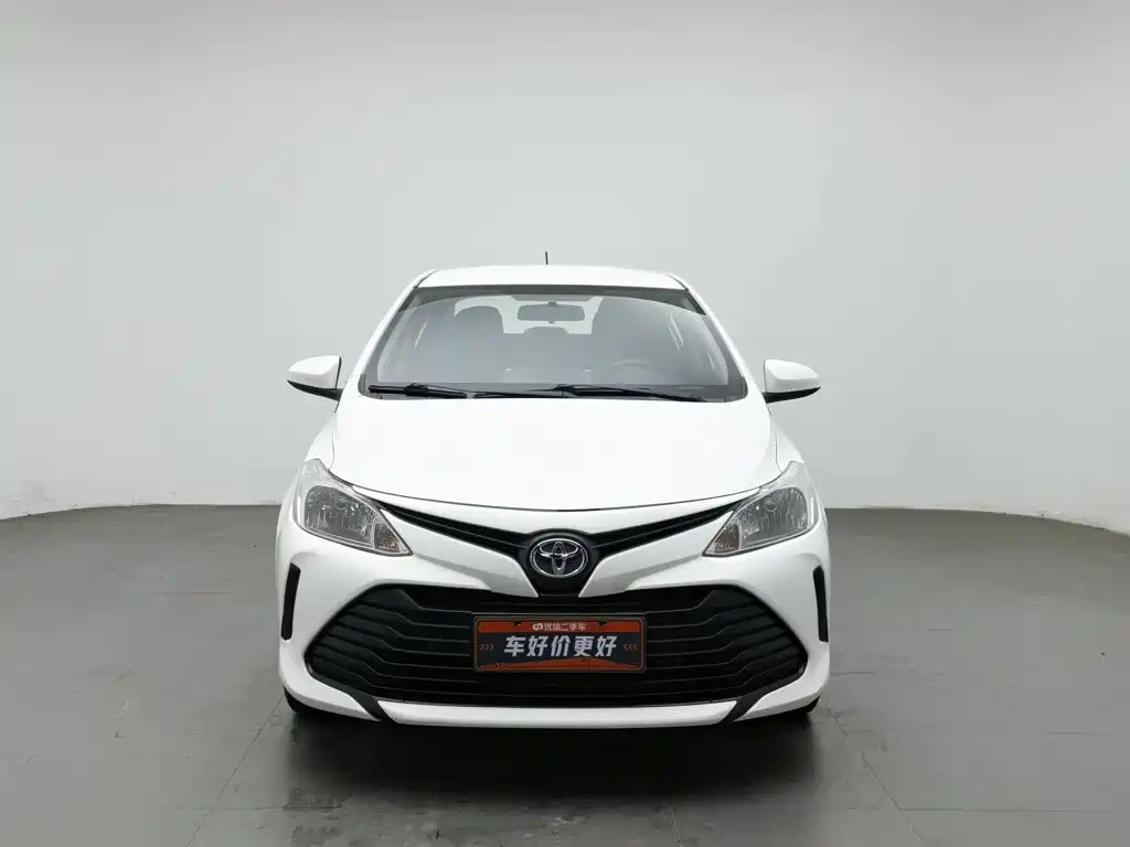 Toyota Vios — фото 3