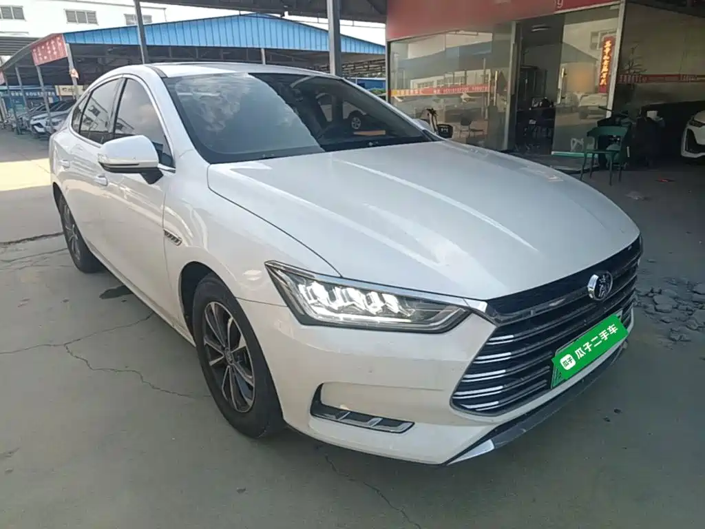 BYD Qin Pro NEV — фото 4