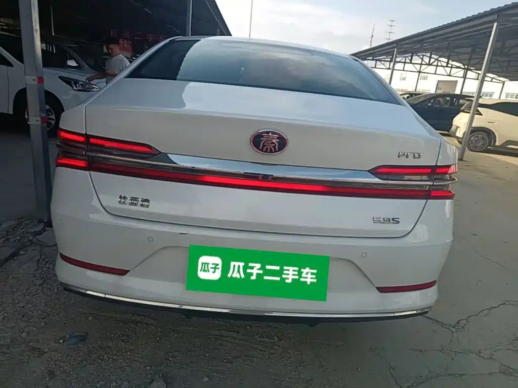 BYD Qin Pro NEV — фото 6