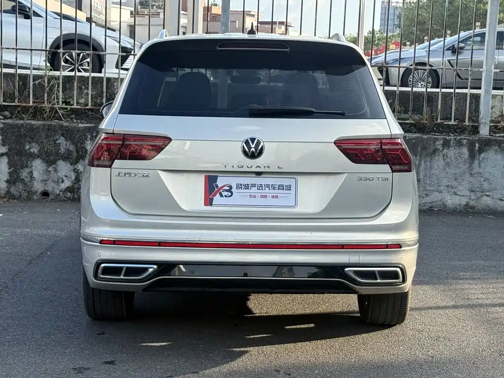 Volkswagen Tiguan L — фото 4