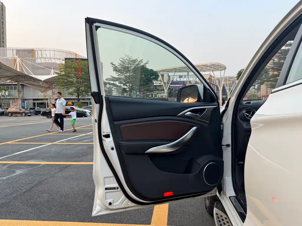 BYD New Energy — фото 15